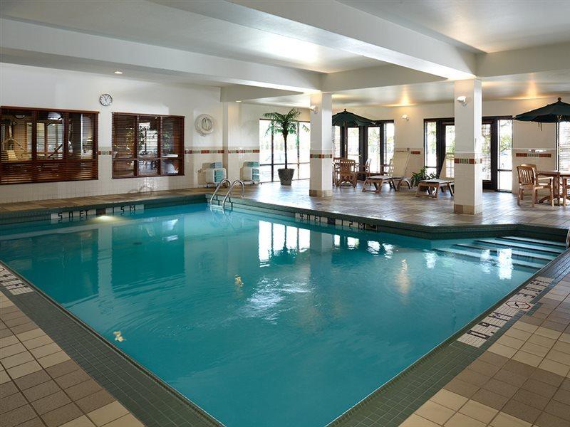 Hampton Inn & Suites Montreal-דורבאל מראה חיצוני תמונה